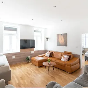  Apartment Comfortable 1100 With Contactless Check-in